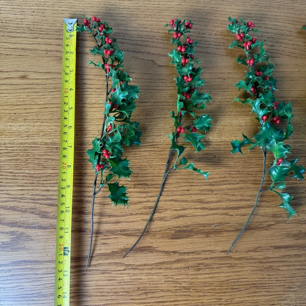 Set of 4 Artificial Holly Sprigs Red Berries Green‎ Leaves Christmas Decorations